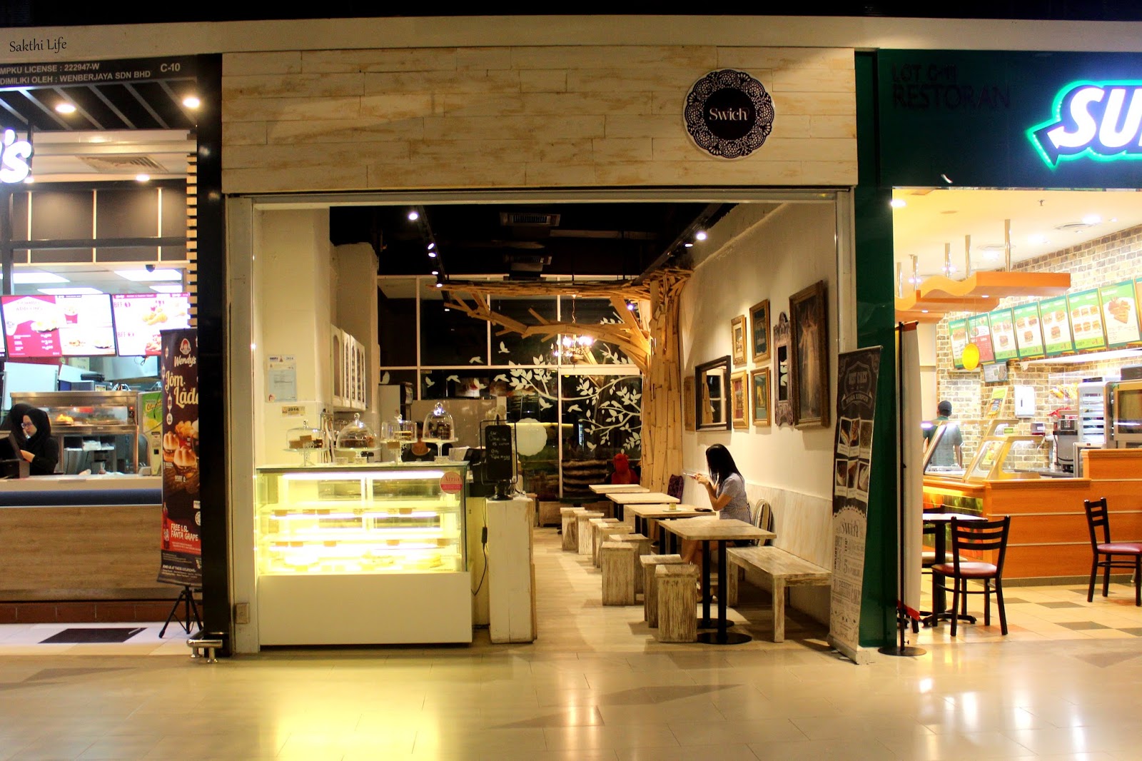 Swich Cafe @ Atria Shopping Gallery
