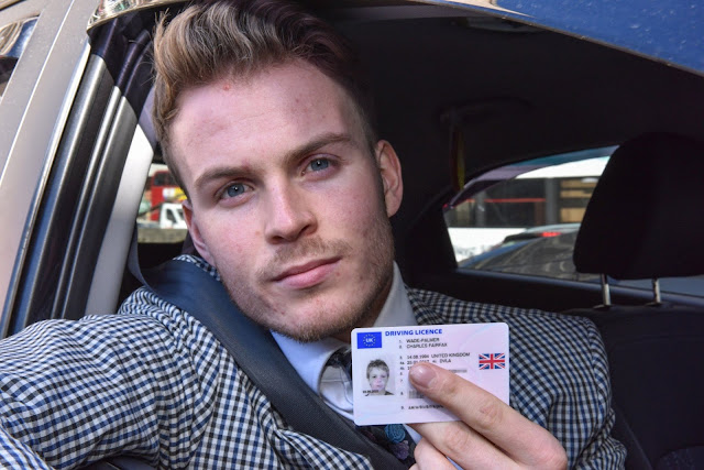 Man’s driving licence with photo of himself aged 11 Man’s driving licence with photo of himself aged 11