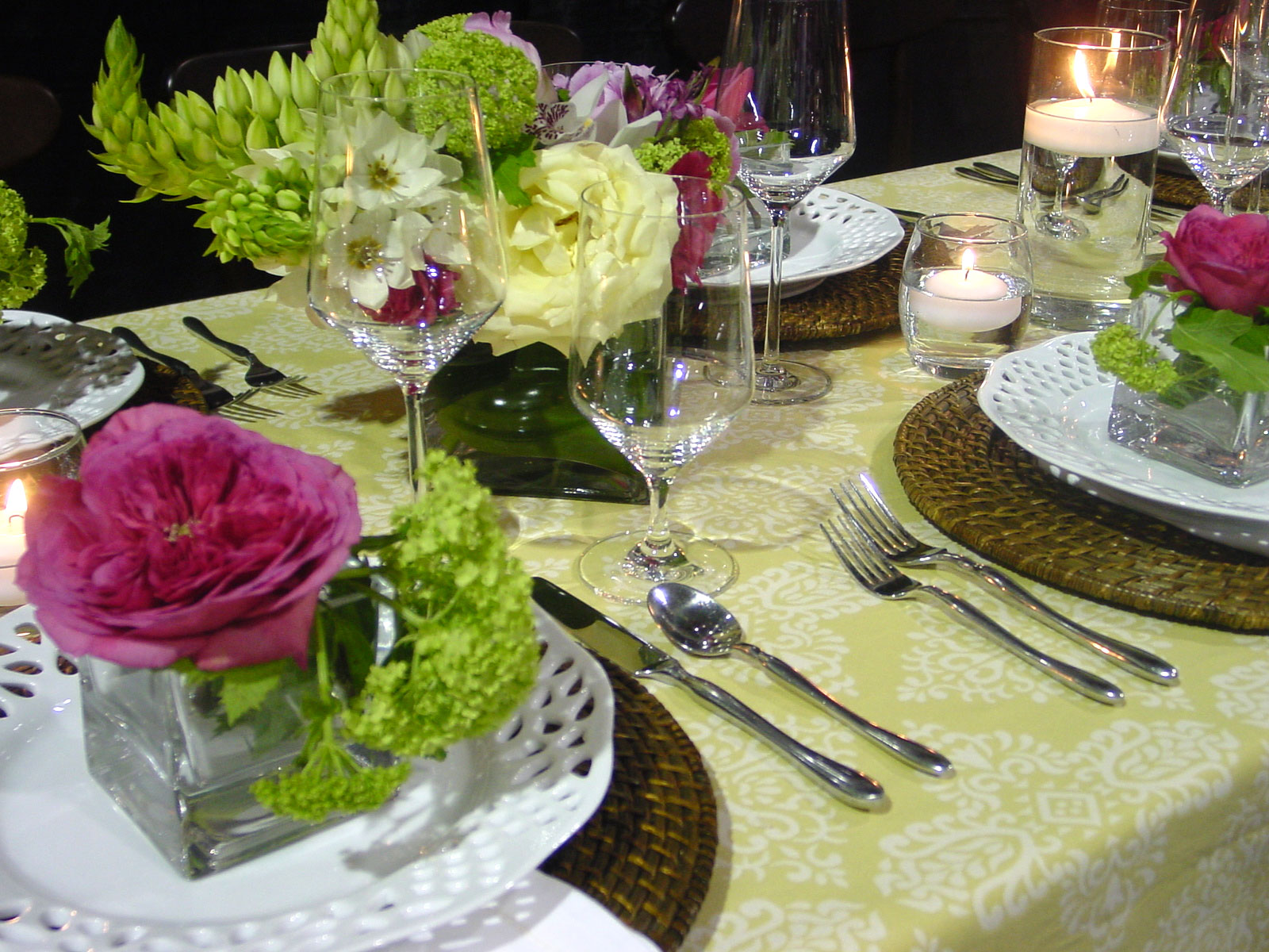 julie liles floral & event design: April 2011