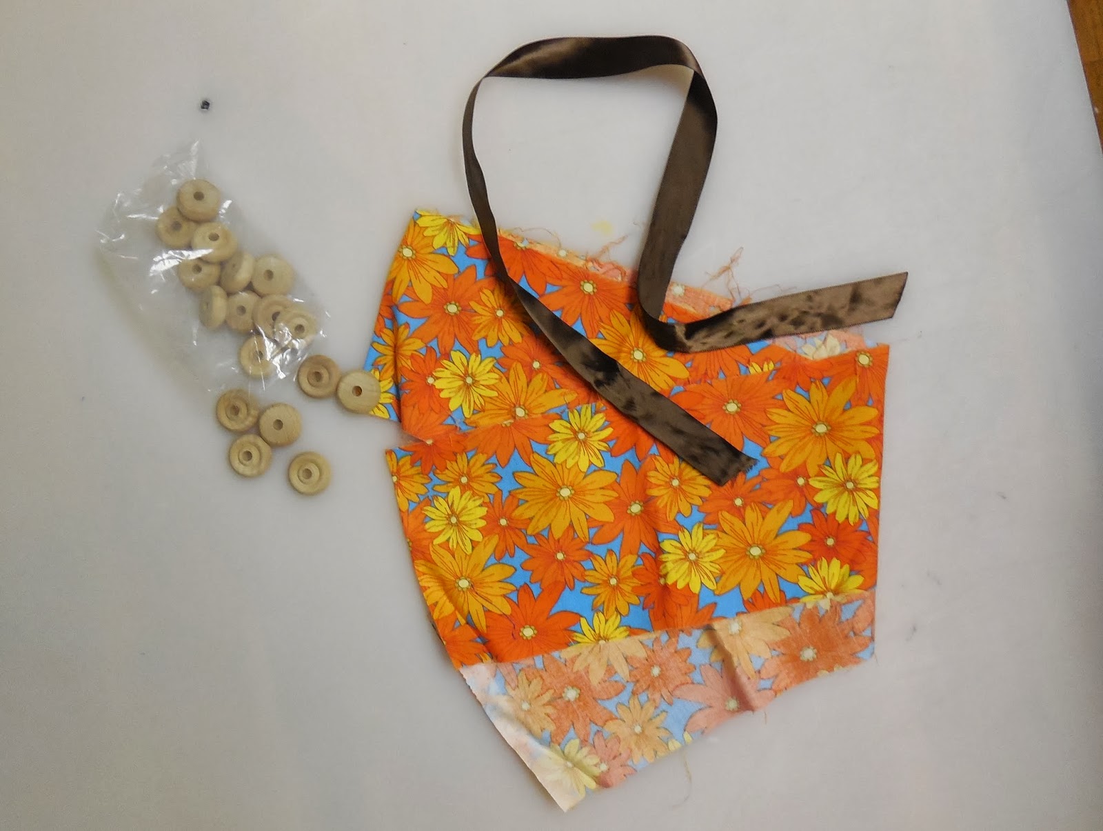 Sarah Sew Lucky Suck on These Beads Baby! Teething Necklace Tutorial