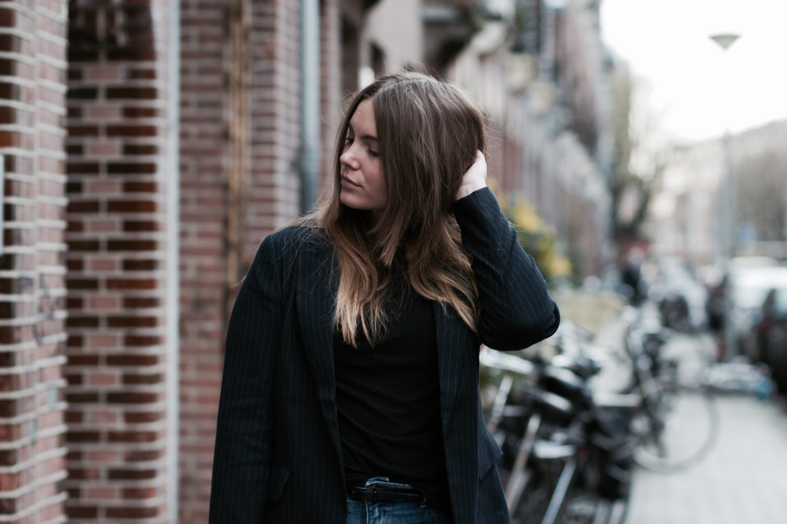 PIN STRIPE OBSESSED deau, blogger, dominique, candido, blazer, h&m, shirt, zadig et voltaire, jeans, h&m, stella mccartney, shoes, fashion, blogger, blog, mode