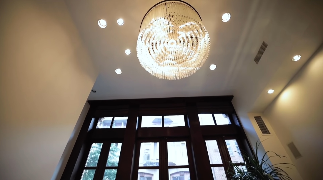 22 Interior Design Photos vs 215 E 22nd St #N, New York Luxury Penthouse Tour