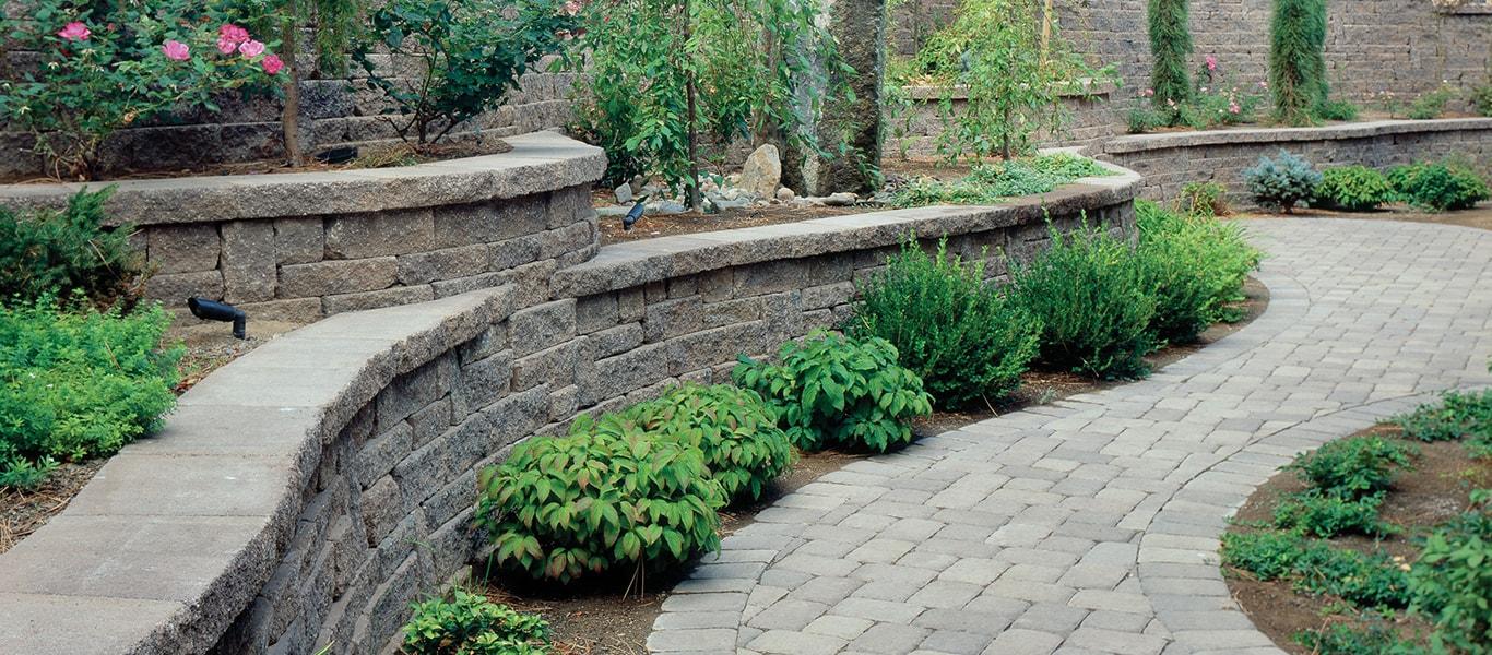 Custom Stoneworks Design Inc The Celtic Retaining Wall