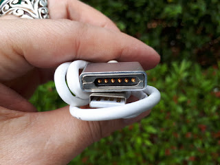 Charger Runbo F1 Magnetic Charger Original Charger Runbo F1 Magnetic Charger Original