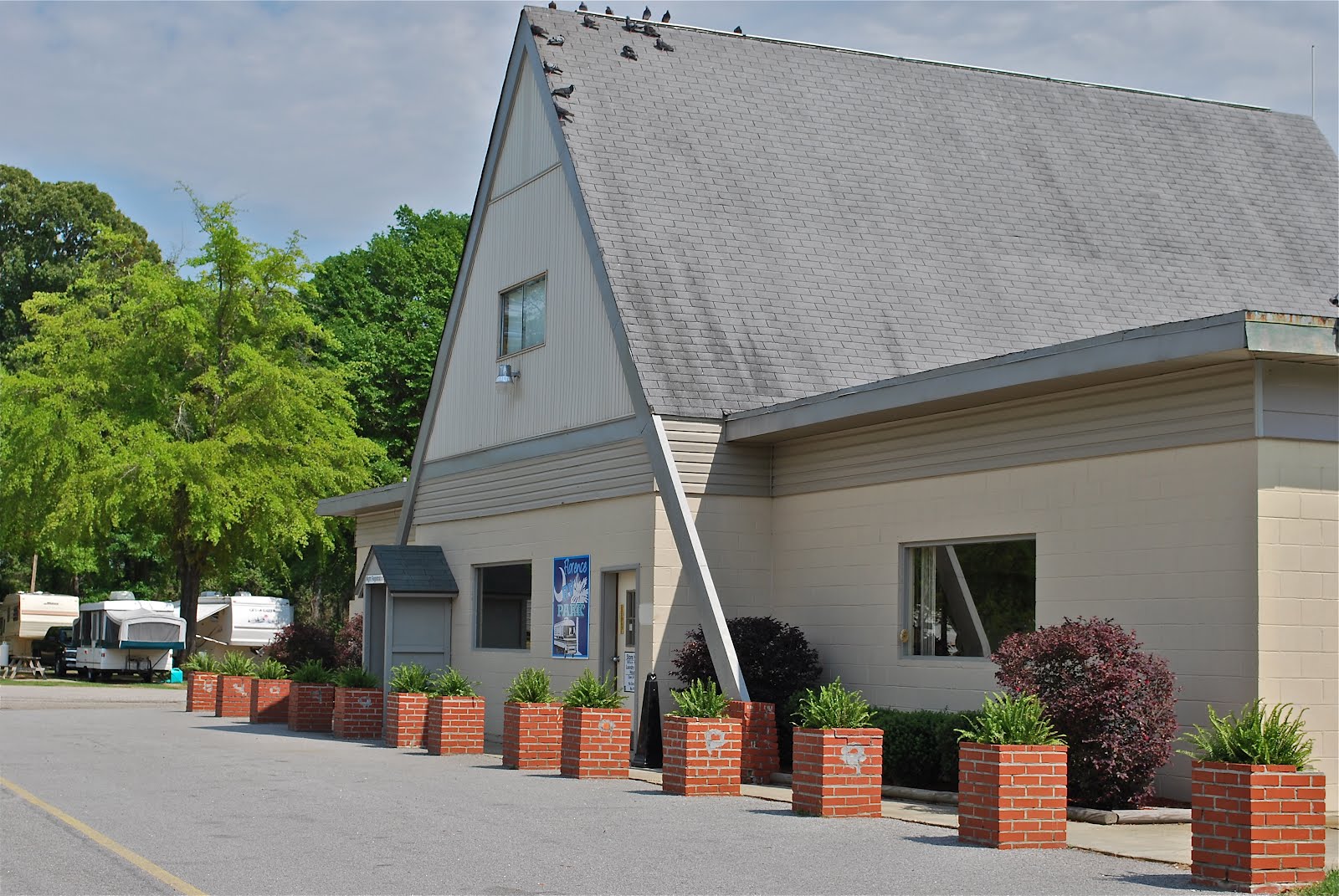 BLUE SKY AHEAD Florence RV Park, Florence, SC