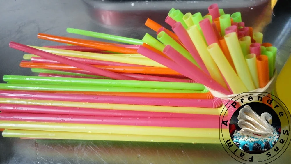 Vermicelles d'ananas à la sauce aux framboises (pas à pas en photos)