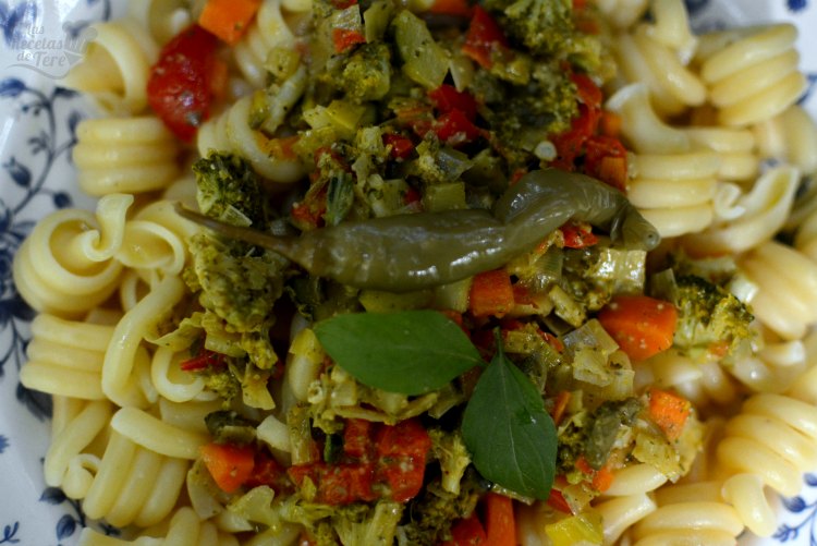Espirales de pasta con vegetales Las recetas de Tere