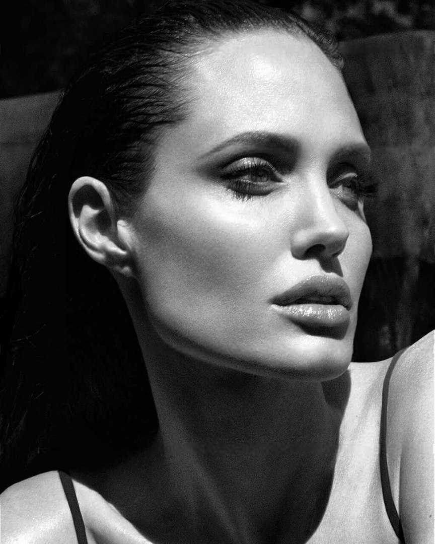 jolie photo jolie photo