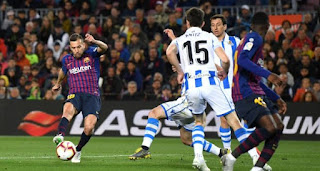 اقترب فريق برشلونة من اللقب بعد الفوز على ريال سوسيداد