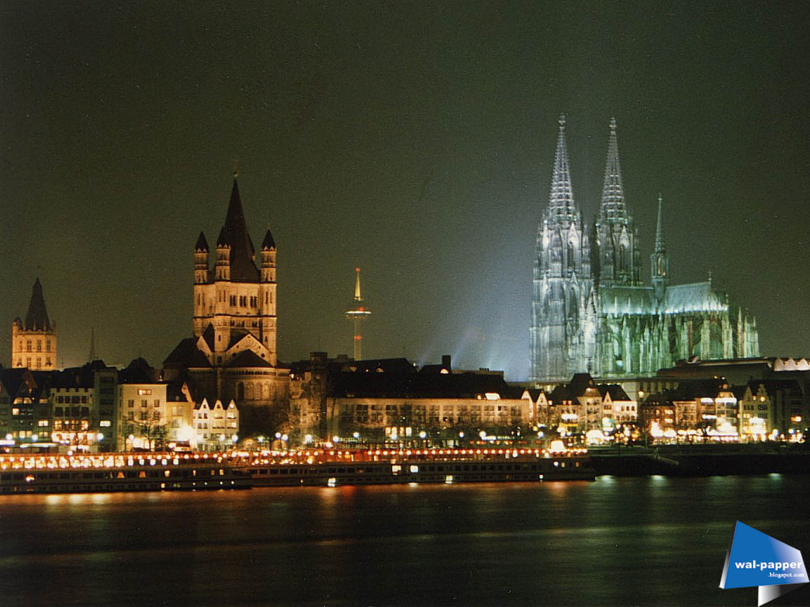 Building wallpaper free download | Old buildings wallpaper - Free