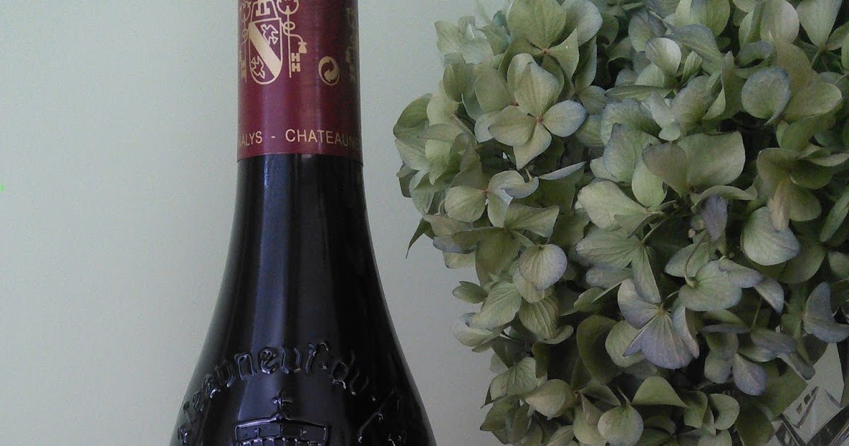 Kirkland Signature Chateauneuf du Pape Cuvee de Nalys 2014