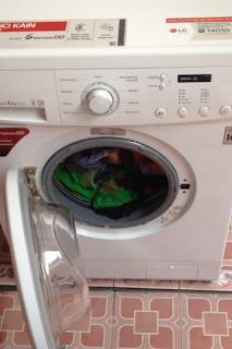 mesin cuci frontloading lg