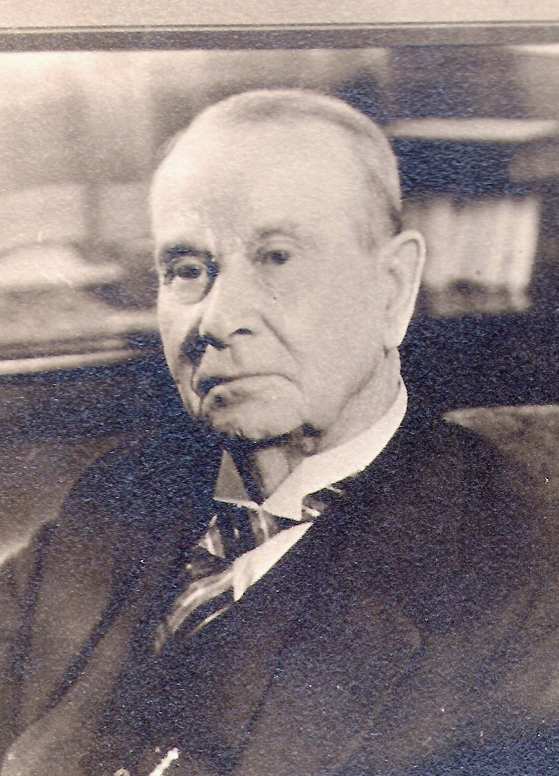 Dr Throckmorton