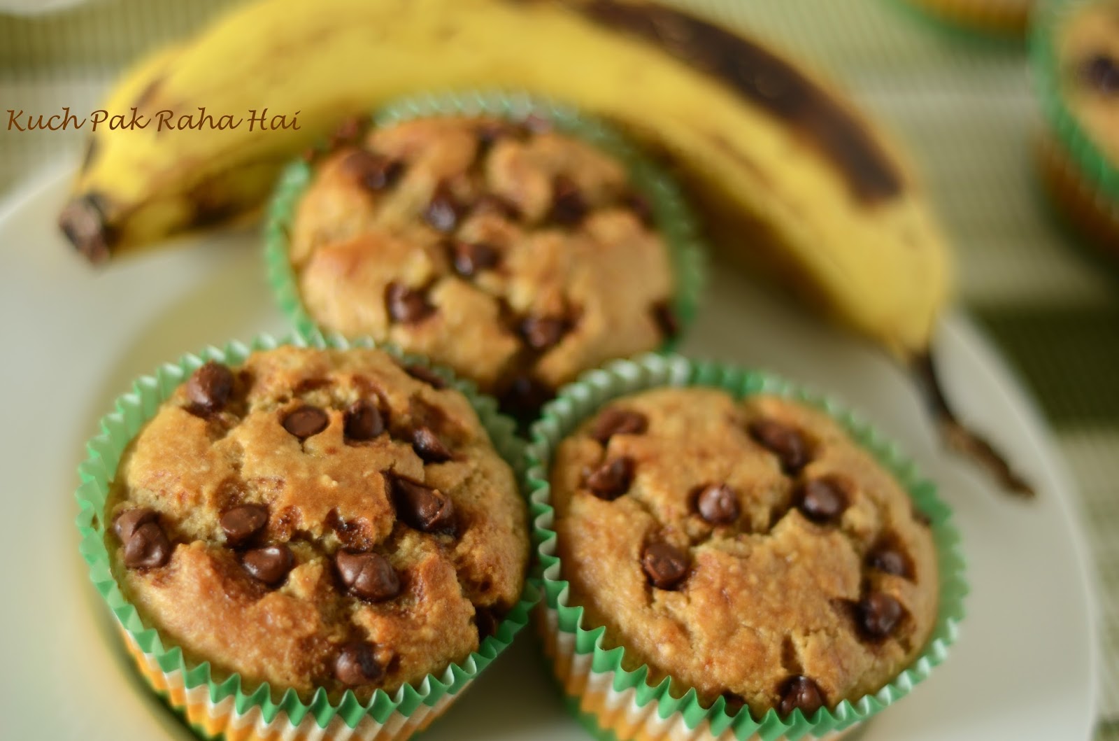 Kuch Pak Raha Hai Eggless Banana Oats muffins