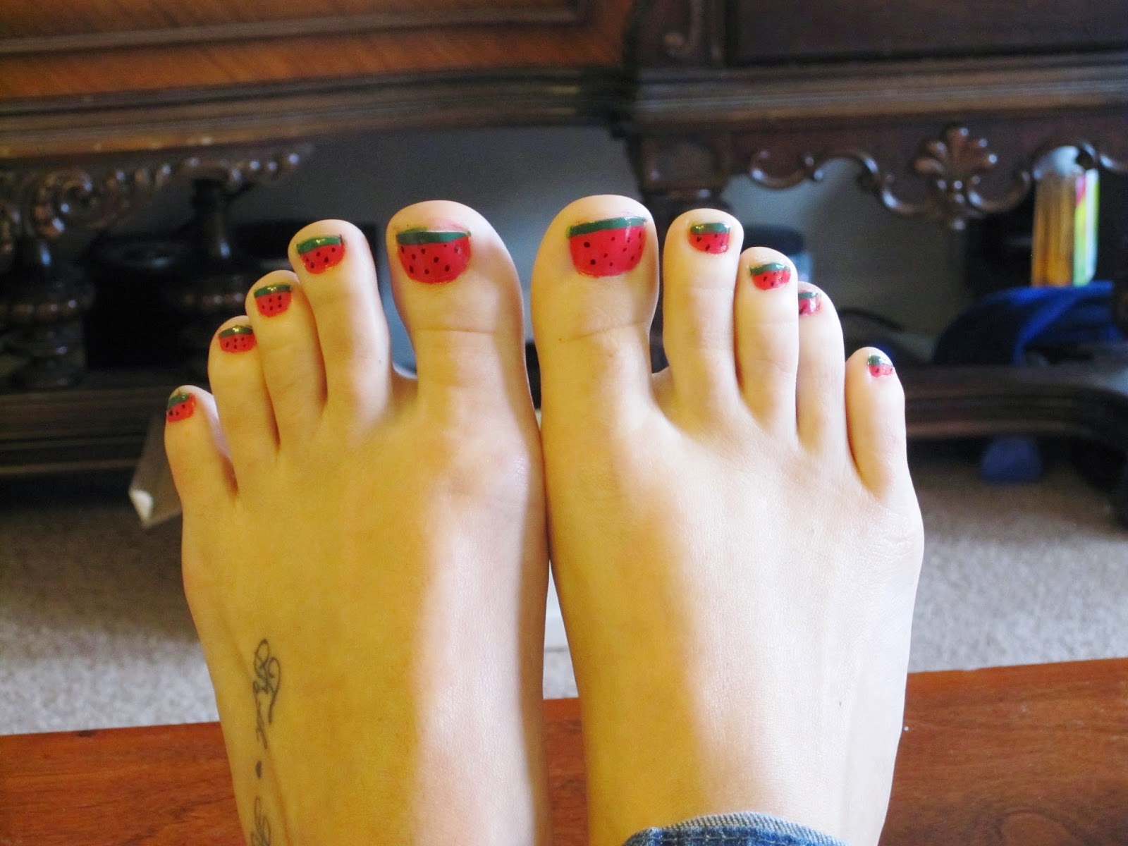 Watermelon Toe Nail Art for Summer - wide 9