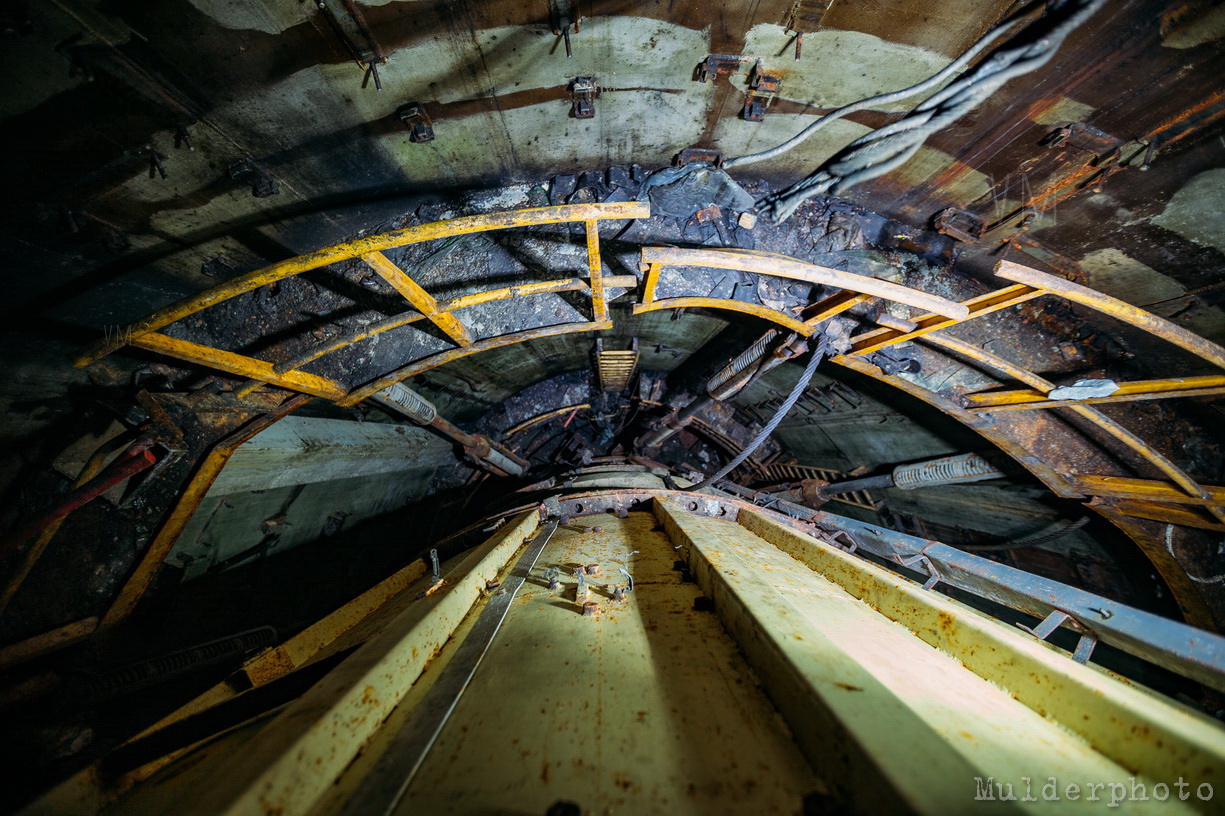 Остатки машины Cудного дня в подземном ядерном бункере 