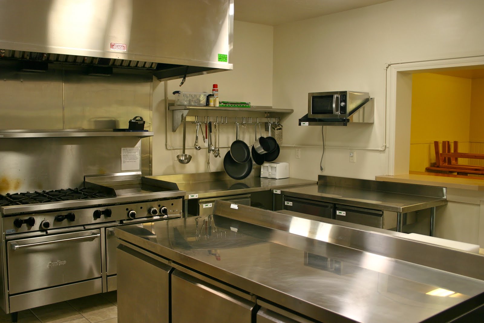 Lodge- Commercial Kitchen