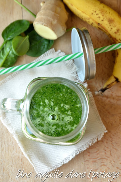 Green smoothie banane-épinard-gingembre