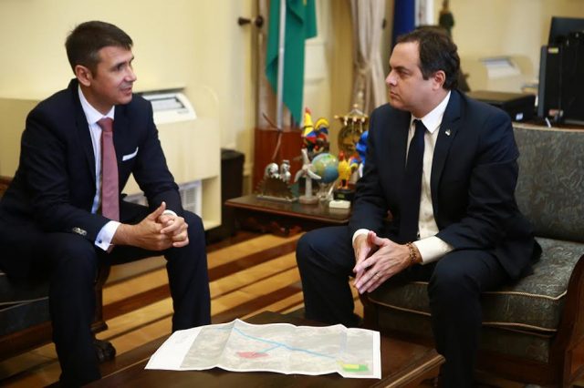 Pernambuco terá megacomplexo de usinas solares de R$ 3,5 bilhões Pernambuco terá megacomplexo de usinas solares de R$ 3,5 bilhões