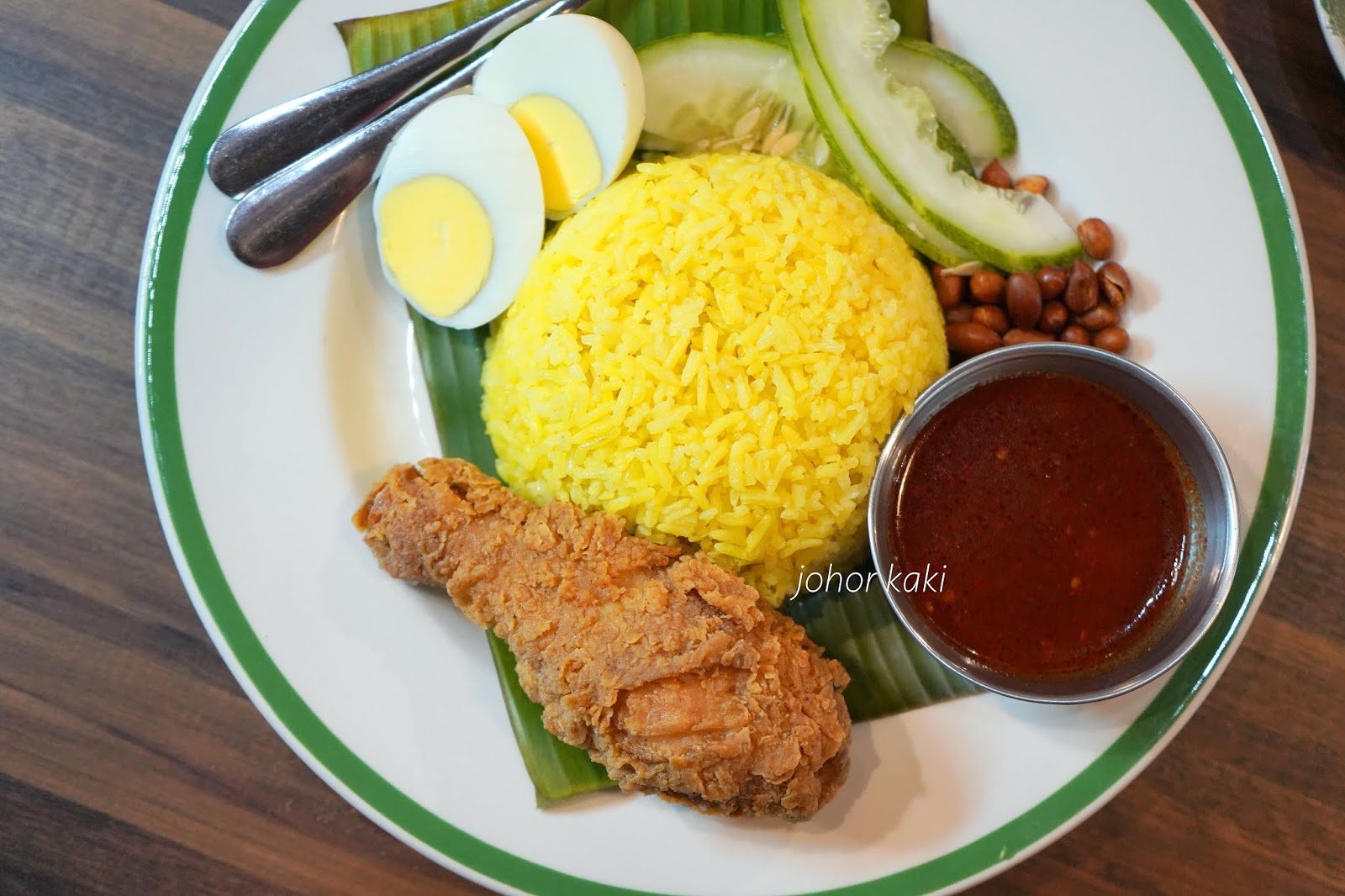 Chicky Don Ayam Goreng Paprika Review Menu Fried Chicken Restaurant In Kulai Johor Johor Kaki Travels For Food