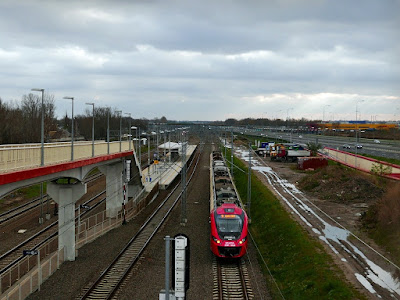 35WE-002 na stacji Warszawa Okęcie