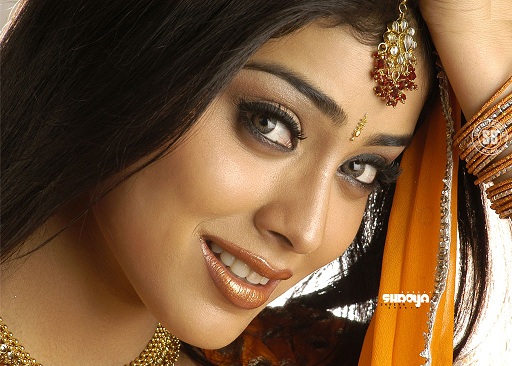 [Image: Shriya-Saran-2012-Beautiful-Actress-Wall...2%2529.jpg]