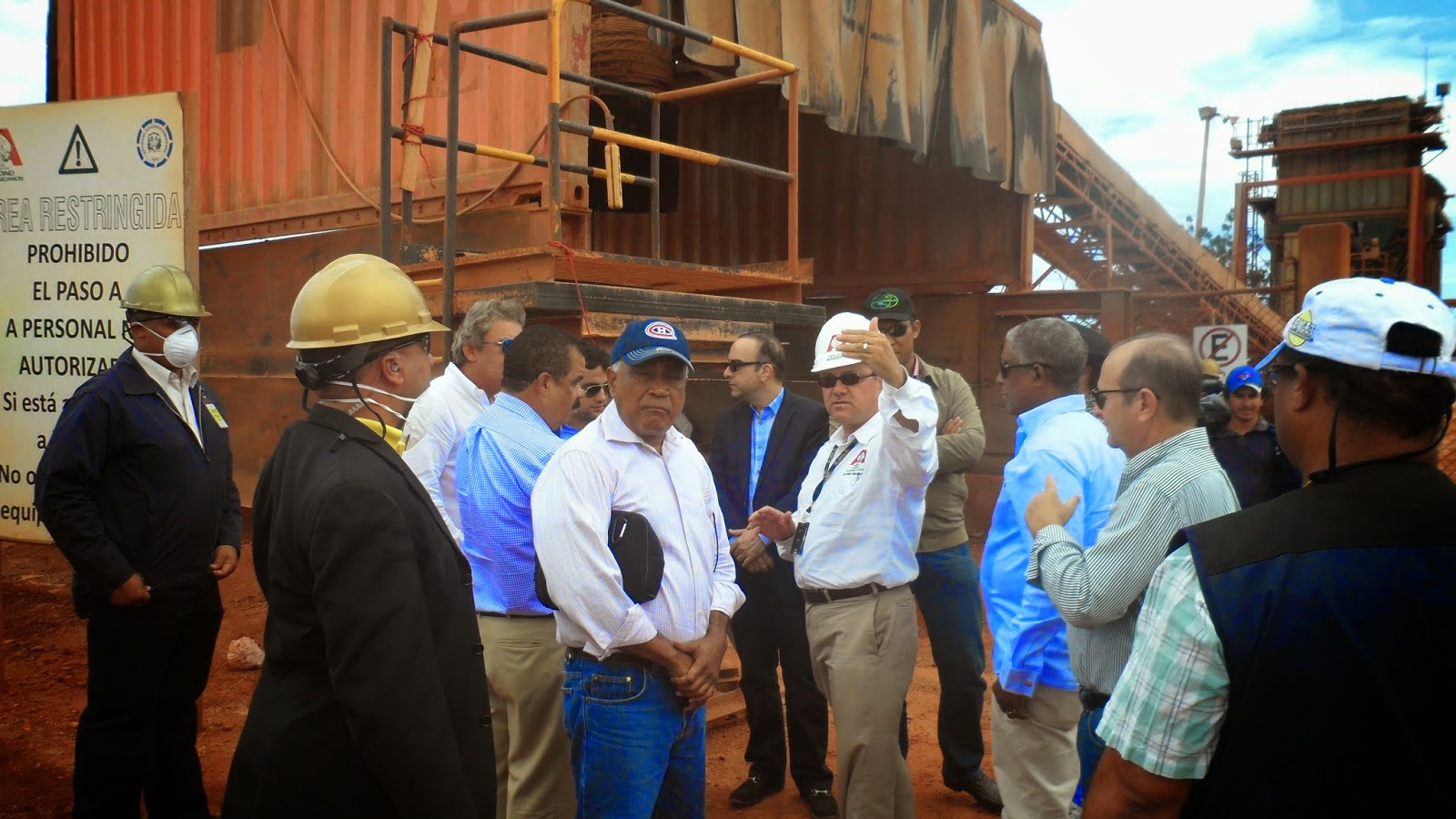 Comisión del senado supervisa puerto de Cabo Rojo , Pedernales 