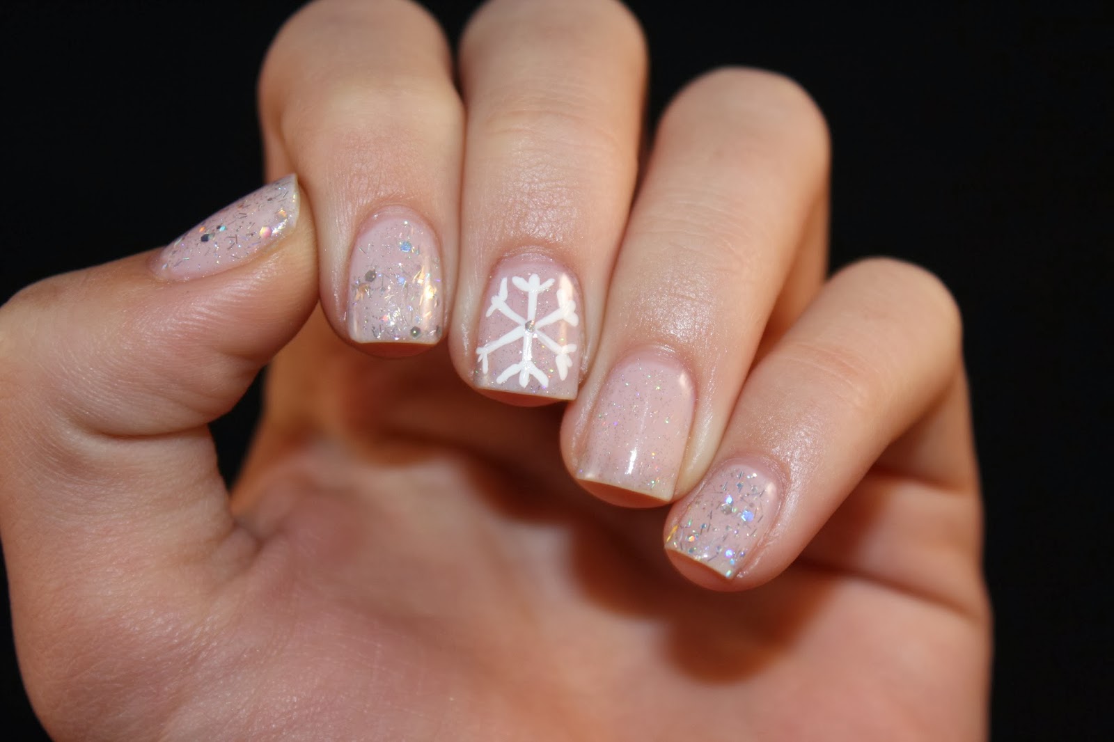 Christmas Glitter French Nail Art for Short Nails - wide 6