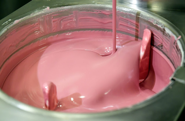Aqui o chocolate é rosa (e não tem corantes) elfandarilha