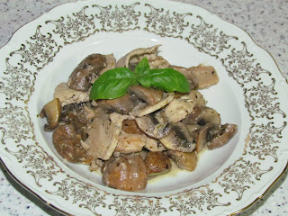 Piept de pui cu ciuperci brune la tigaie / Pan-Fried Chicken with Brown Mushrooms