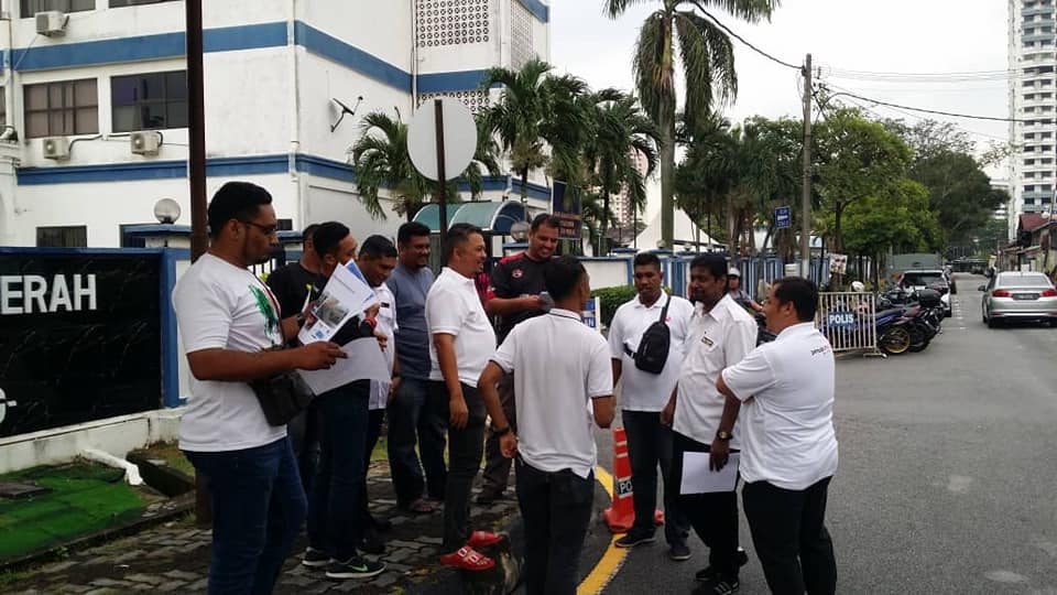 PenangKini: Pemuda UMNO Pulau Pinang Membuat Laporan polis ...