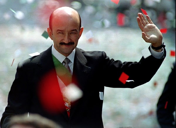 Mas 950 mil firmas piden que Carlos Salinas de Gortari termine en prisión. ¿Estas de acuerdo? Mas 950 mil firmas piden que Carlos Salinas de Gortari termine en prisión. ¿Estas de acuerdo?