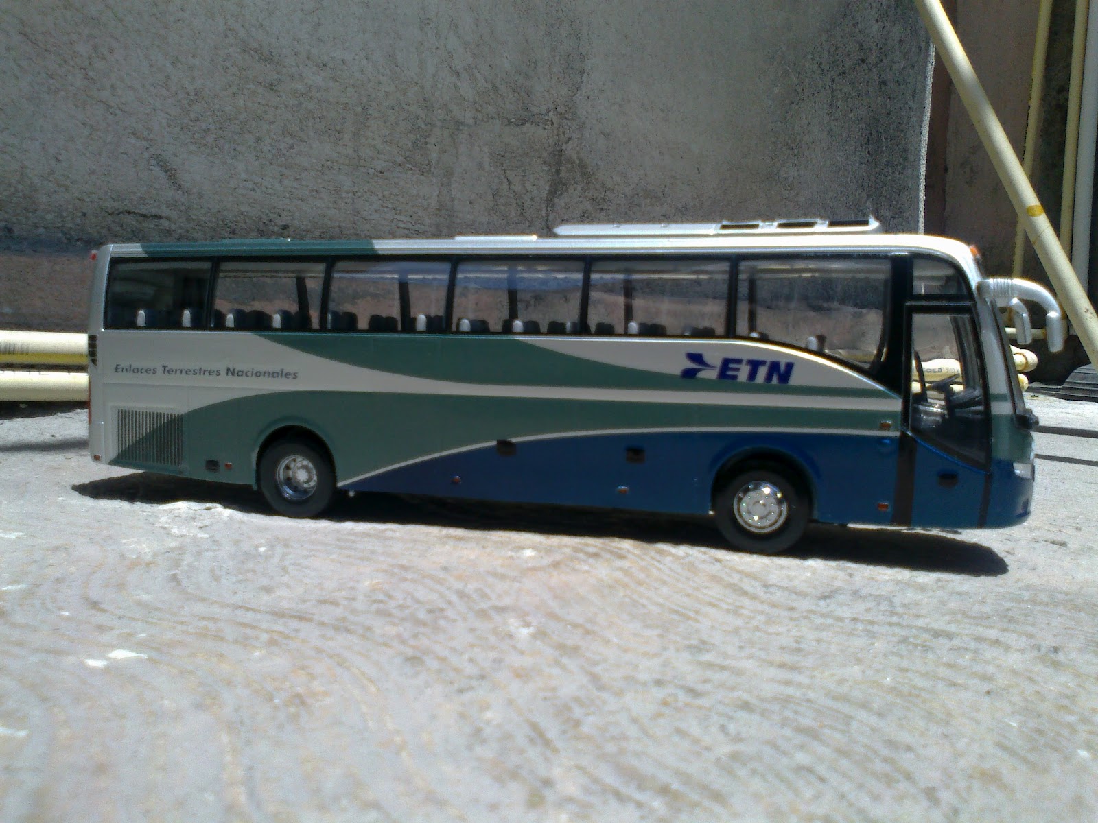 BUSÓPOLIS: ETN VOLVO 9700 A ESCALA