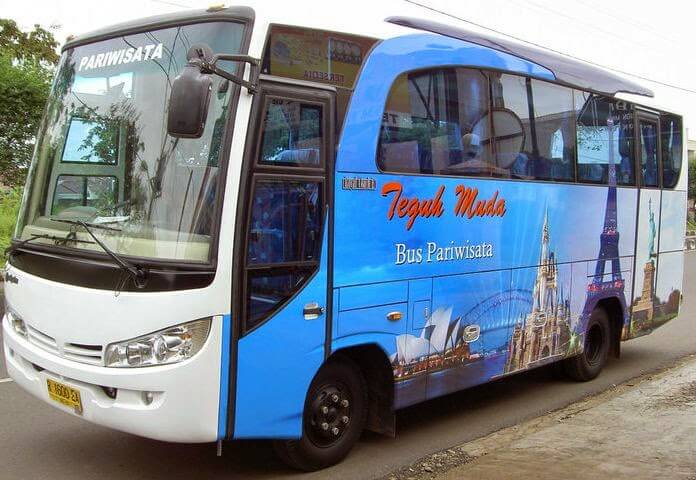 Menjelajah Peluang Karir di Industri Pariwisata Purwokerto: Loker Bus Pariwisata dan Prospeknya