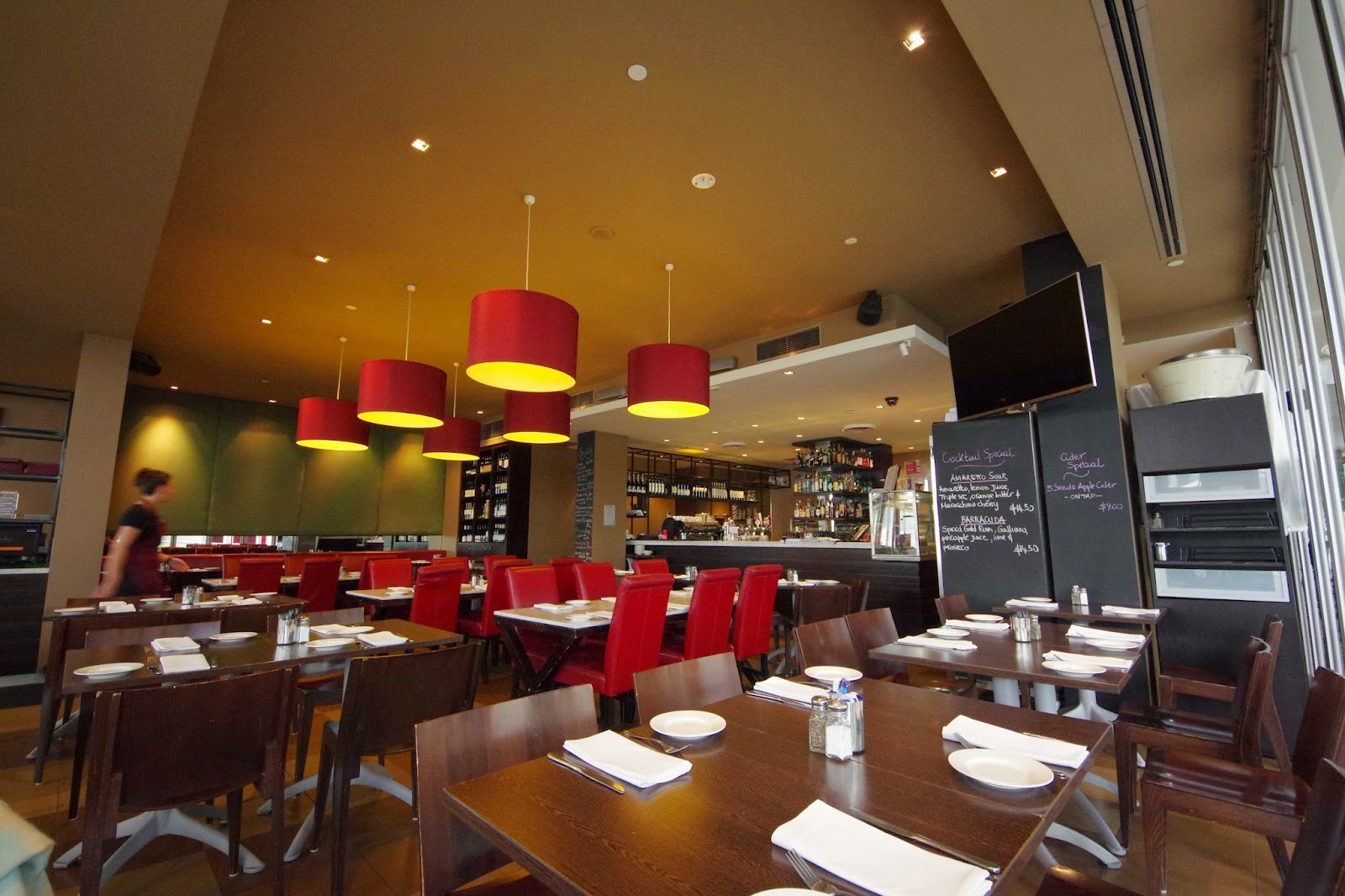 Renzo s Bar Cafe Italiano  Review Docklands Howie s 