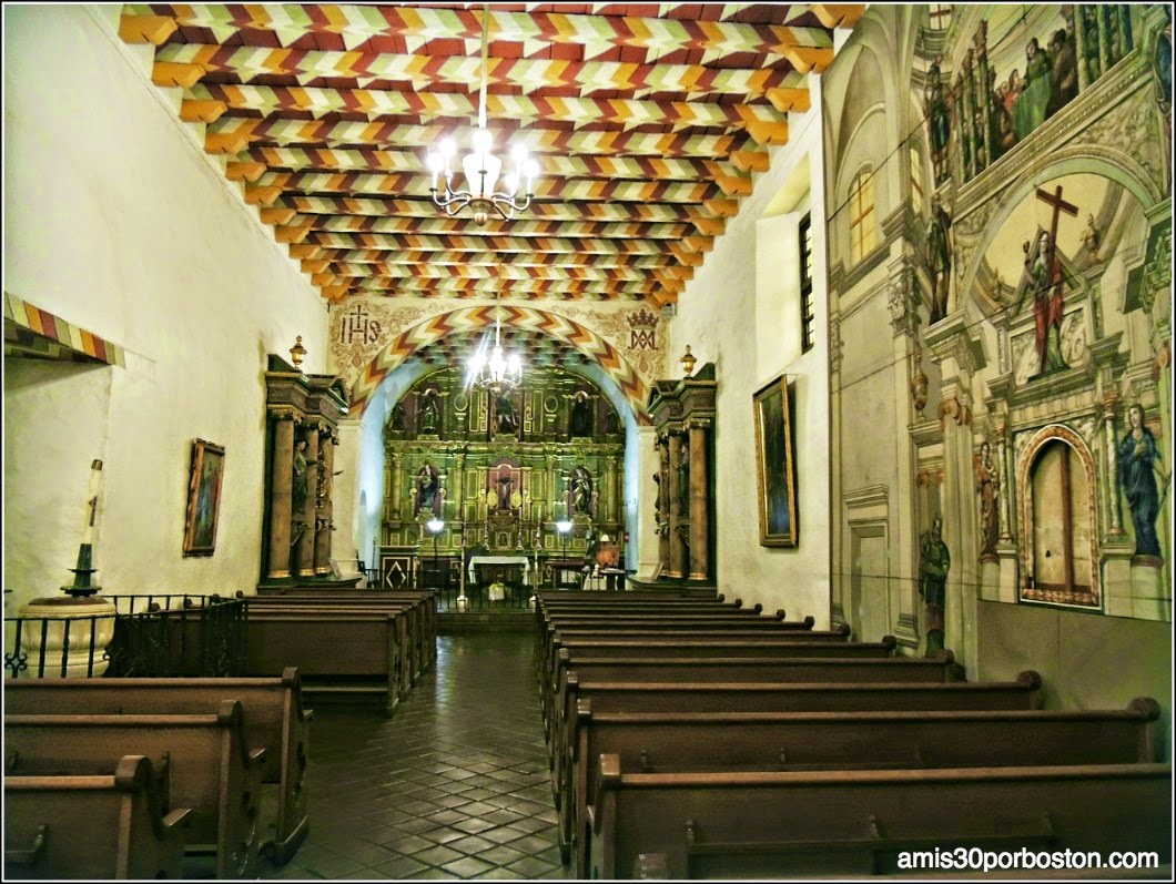 Retablo y los Altares Laterales de la Misión Dolores, San Francisco Retablo y los Altares Laterales de la Misión Dolores, San Francisco