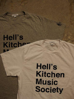 EG WORKADAY × SUNRISE MARKET 別注 "Hell's Kitchen Music Society Print T-Shirt / Black Printed"