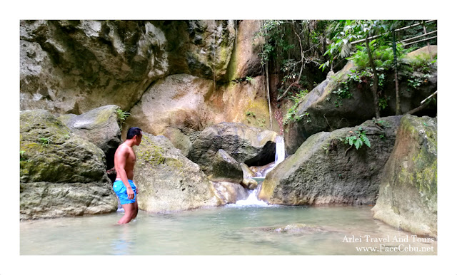 FaceCebu Blogger, Mark Monta at Montaneza Waterfalls FaceCebu Blogger, Mark Monta at Montaneza Waterfalls