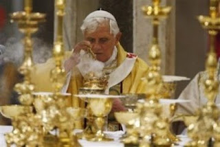 Benedict XVI celebrating the Mass