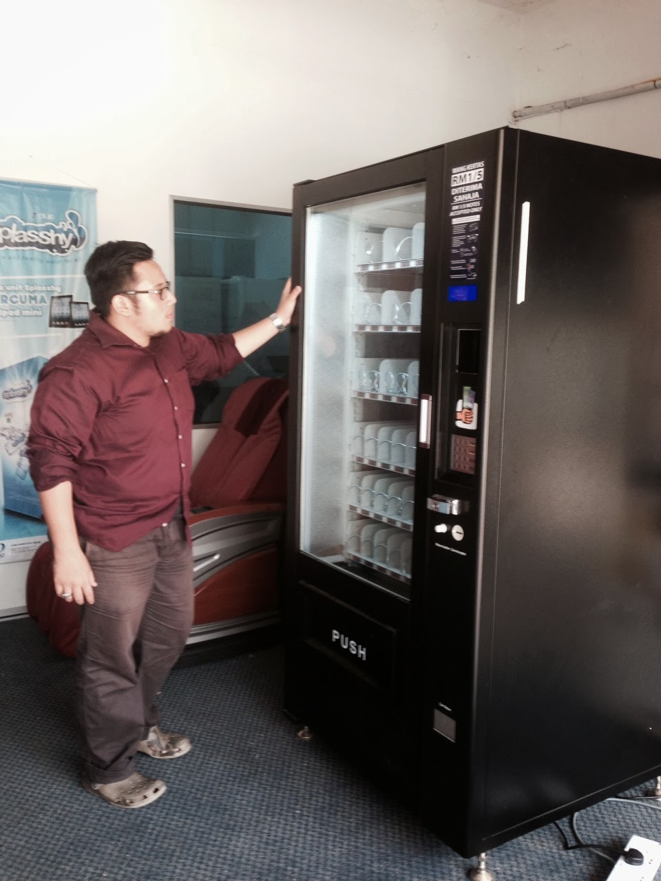 snack vending machine 