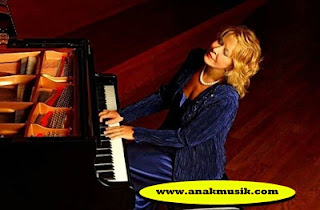 Manfaat Musik Klasik Untuk Remaja Manfaat Musik Klasik Untuk Remaja