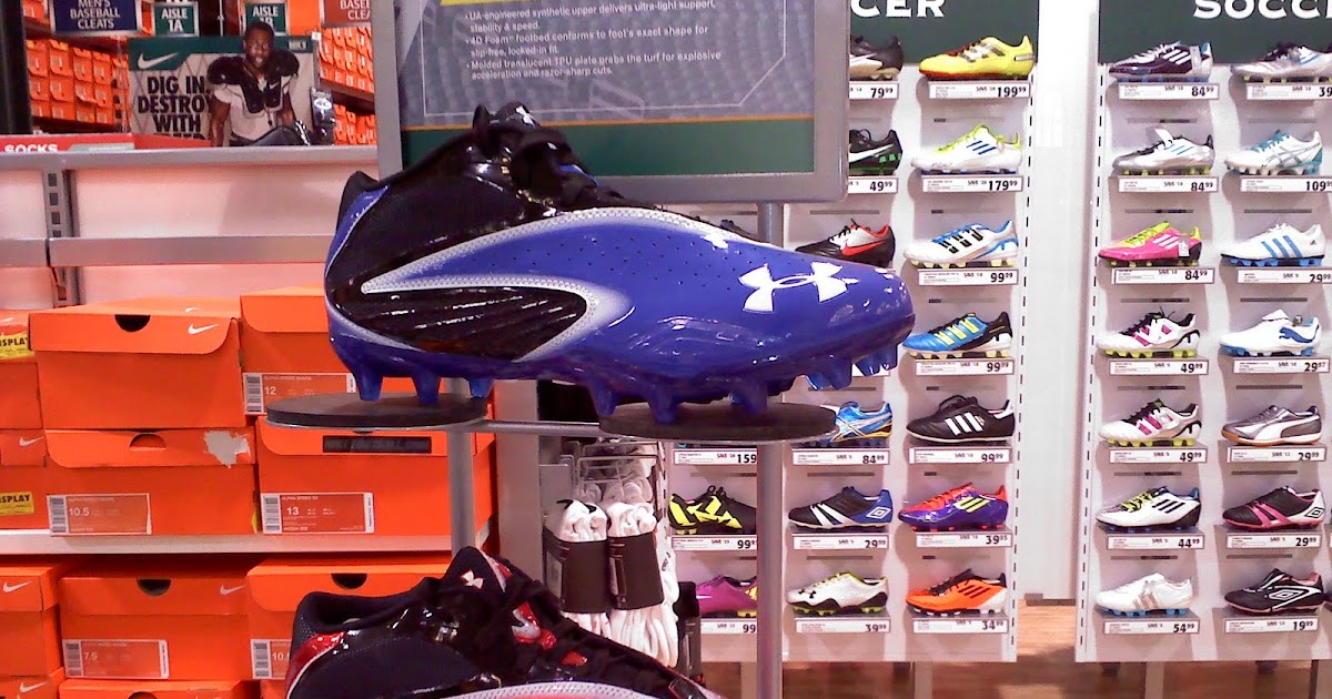 dick's sporting goods cleats