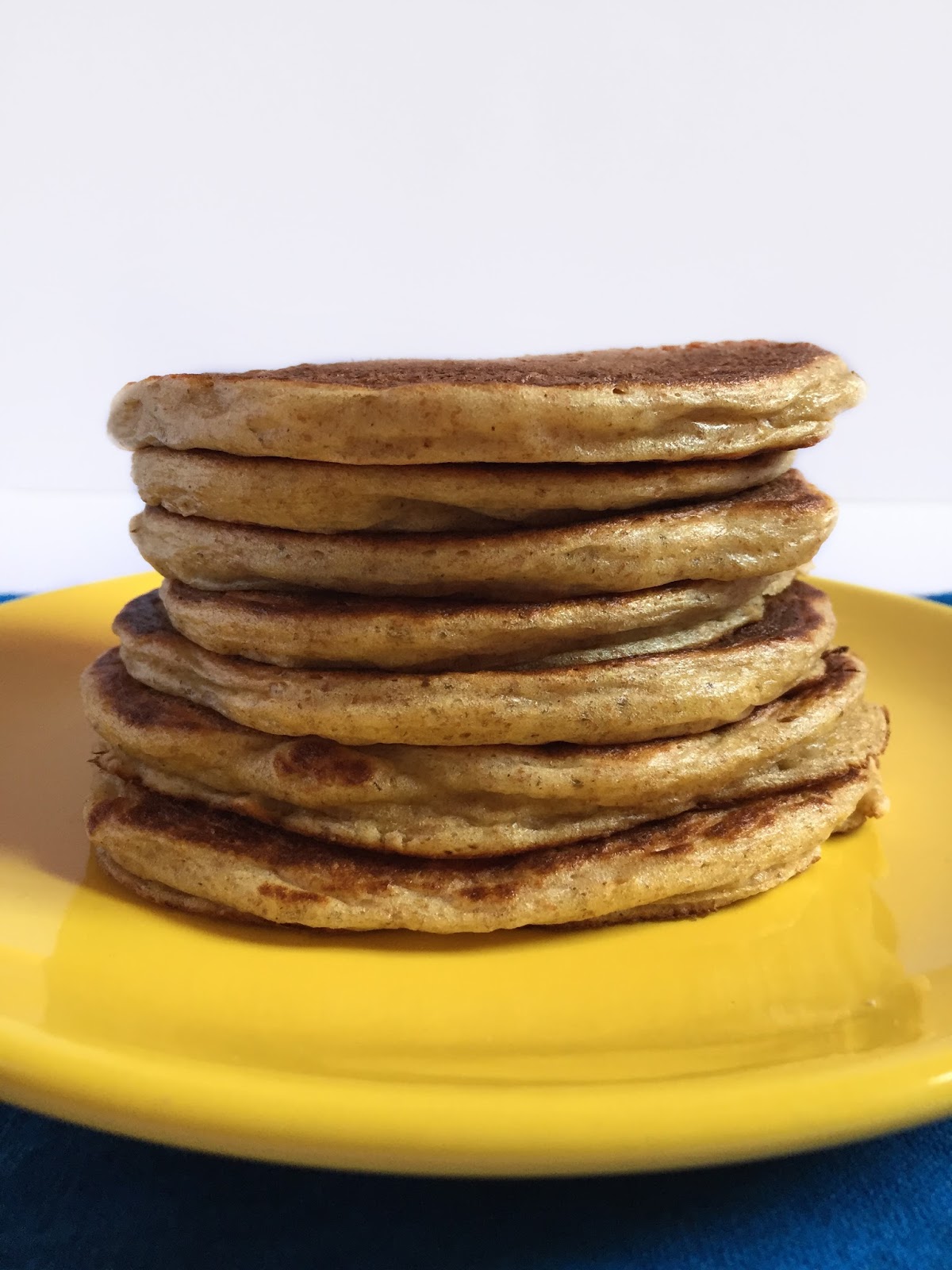 Inglourious Bananas Whole Wheat Greek Yogurt Pancakes // Pancakes