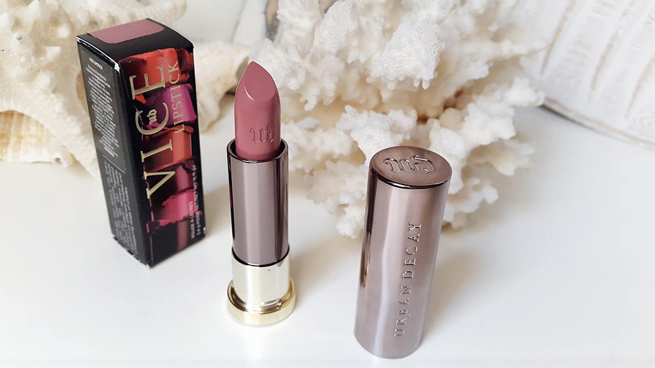 Urban Decay Backtalk Palet incelemesi Urban Decay Backtalk Palet incelemesi