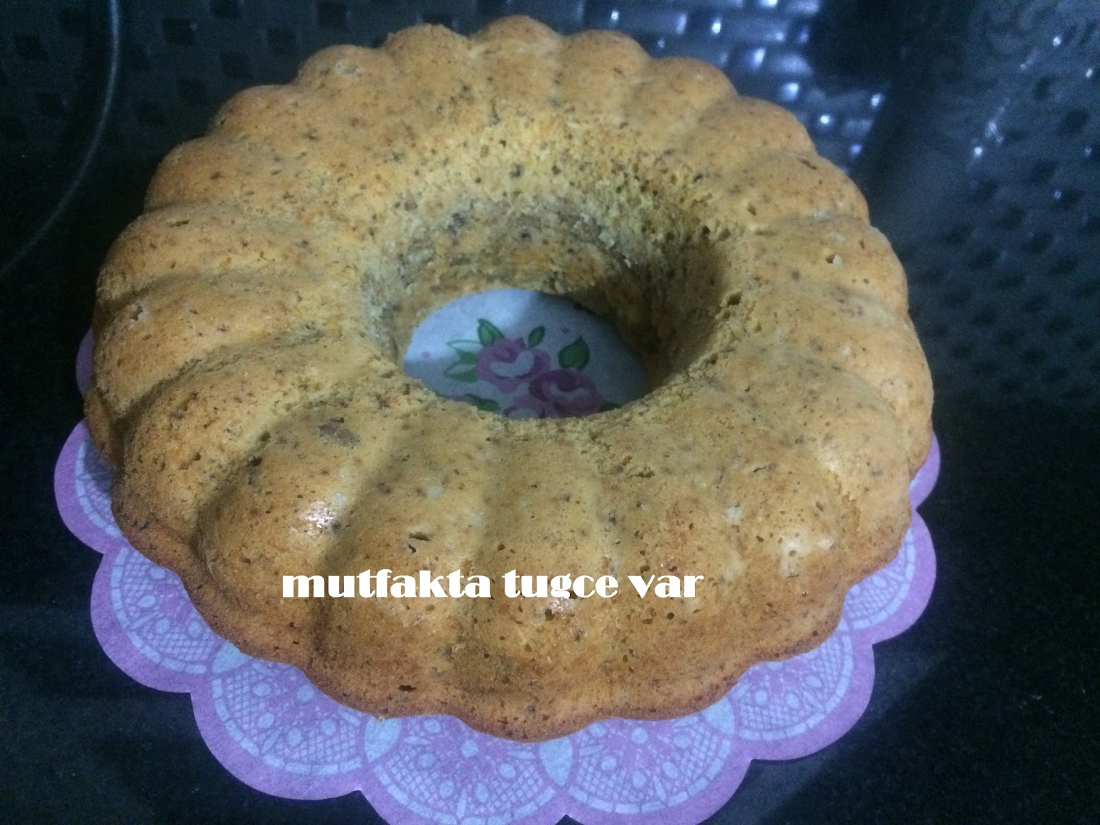 Pratik Yemek Tarifleri Havuçlu Tarçınlı Kek