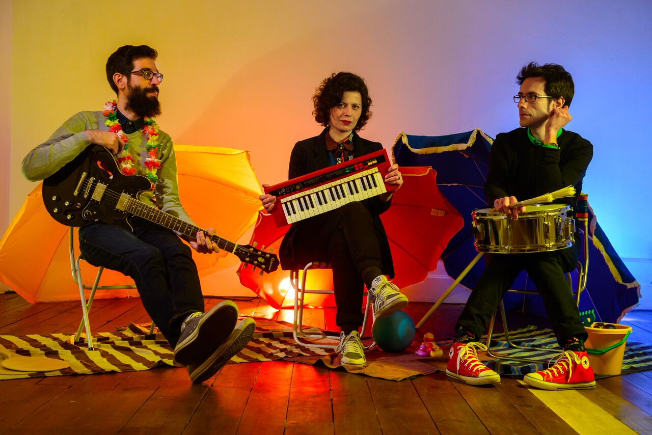 Resultado de imagem para Birds Are Indie Messing With Your Mind