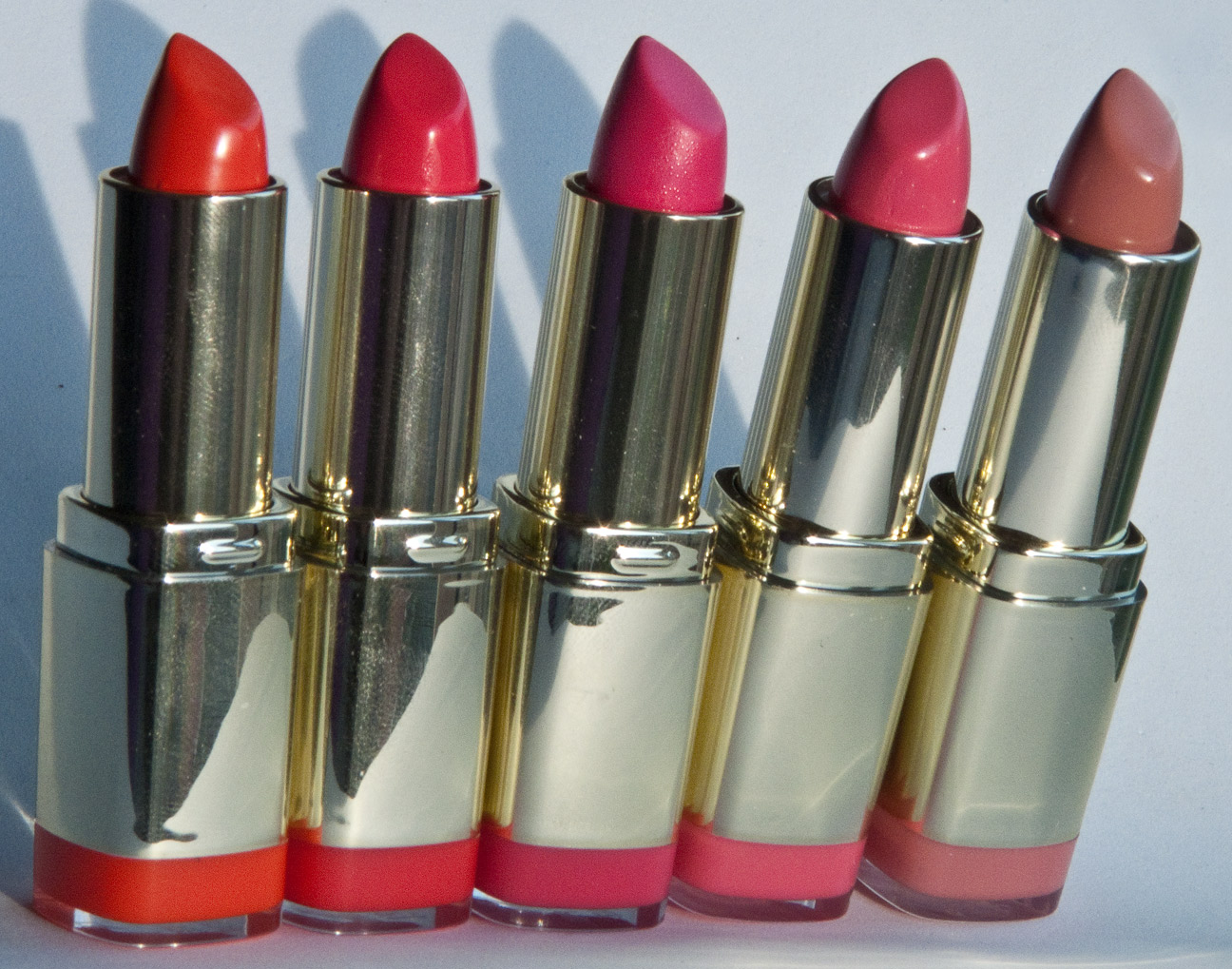 WARPAINT and Unicorns: Milani Color Statement Lipstick in 01 Sweet Nectar,  12 Flamingo Pose, 15 Hot Pink Rage, 11 Fruit Punch, & 25 Nude Creme:  Swtaches & Review