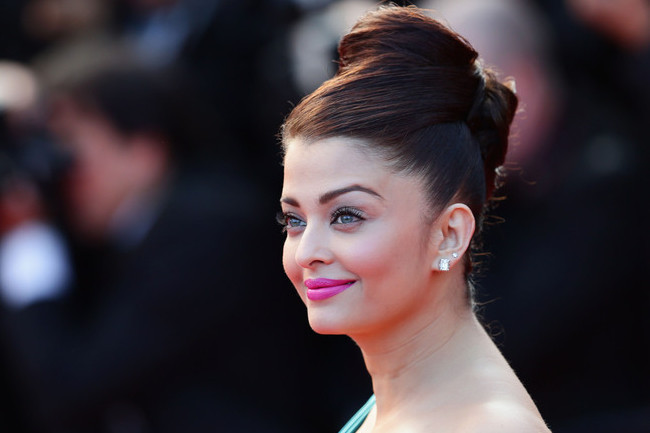 Aishwarya Rai Age, After Pregnancy Pics, Hot Bold Aishwarya Rai Bacchan - http://hotbollywoodhollywoodactressphotos.blogspot.com Aishwarya Rai Age, After Pregnancy Pics, Hot Bold Aishwarya Rai Bacchan - http://hotbollywoodhollywoodactressphotos.blogspot.com