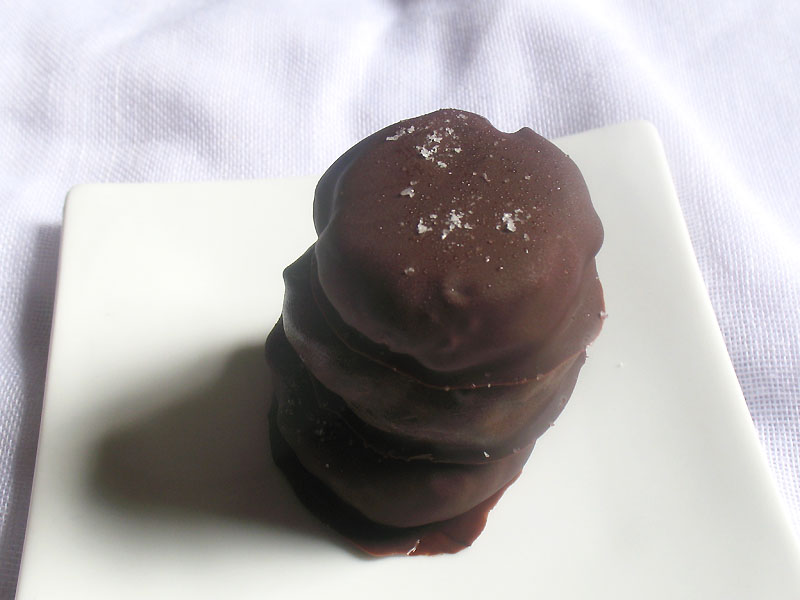 4 Ingredient Raw Peanut Butter Chocolate Cups Lisa's Kitchen