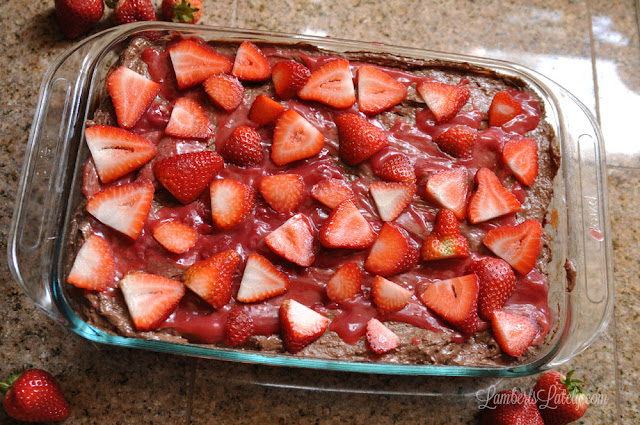 Strawberry Earthquake Cake Strawberry Earthquake Cake